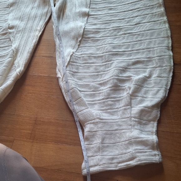 FP Movement by Free People White Textured Fabric - Picture 10 of 12